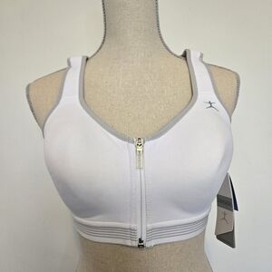 NWT 38C Danskin White Medium Impact Sports Bra